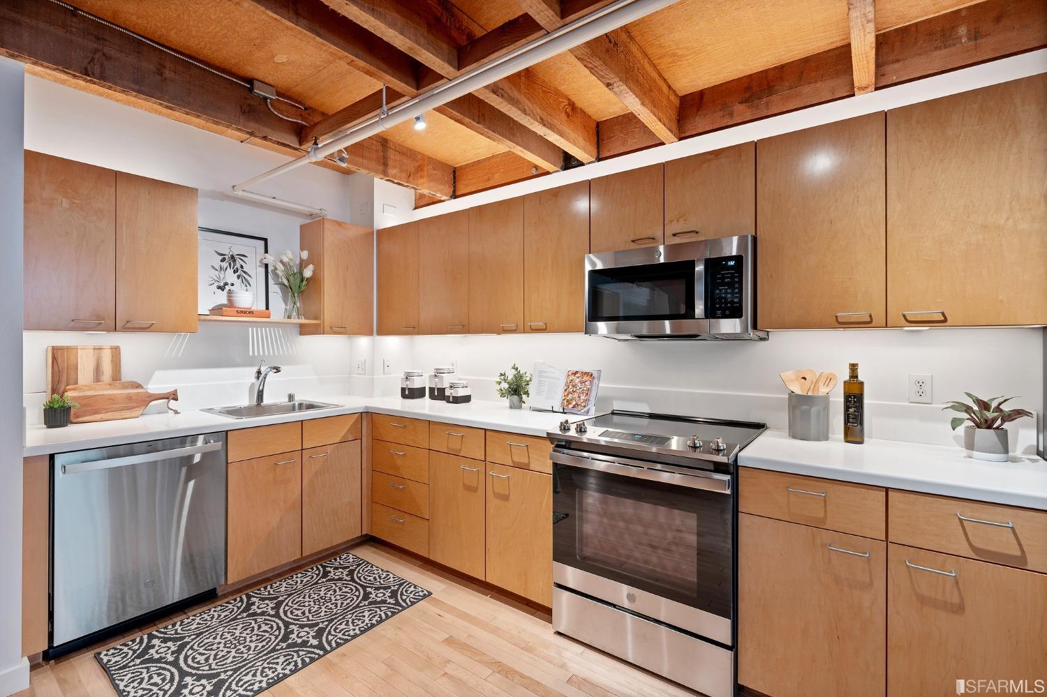 650 Delancey Street Unit: 104