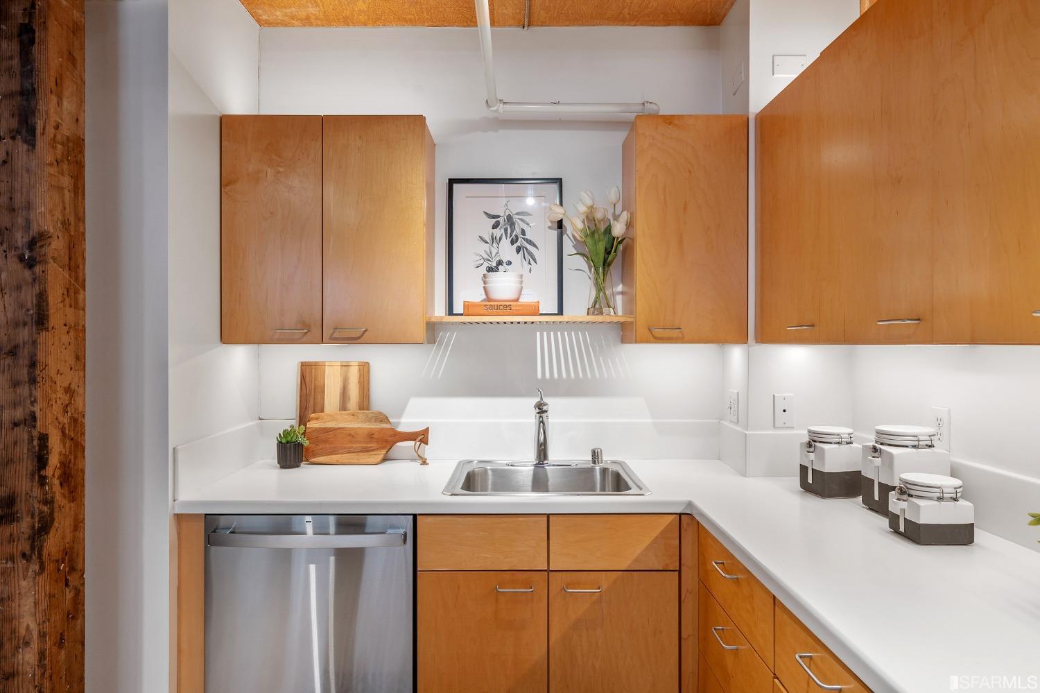 650 Delancey Street Unit: 104