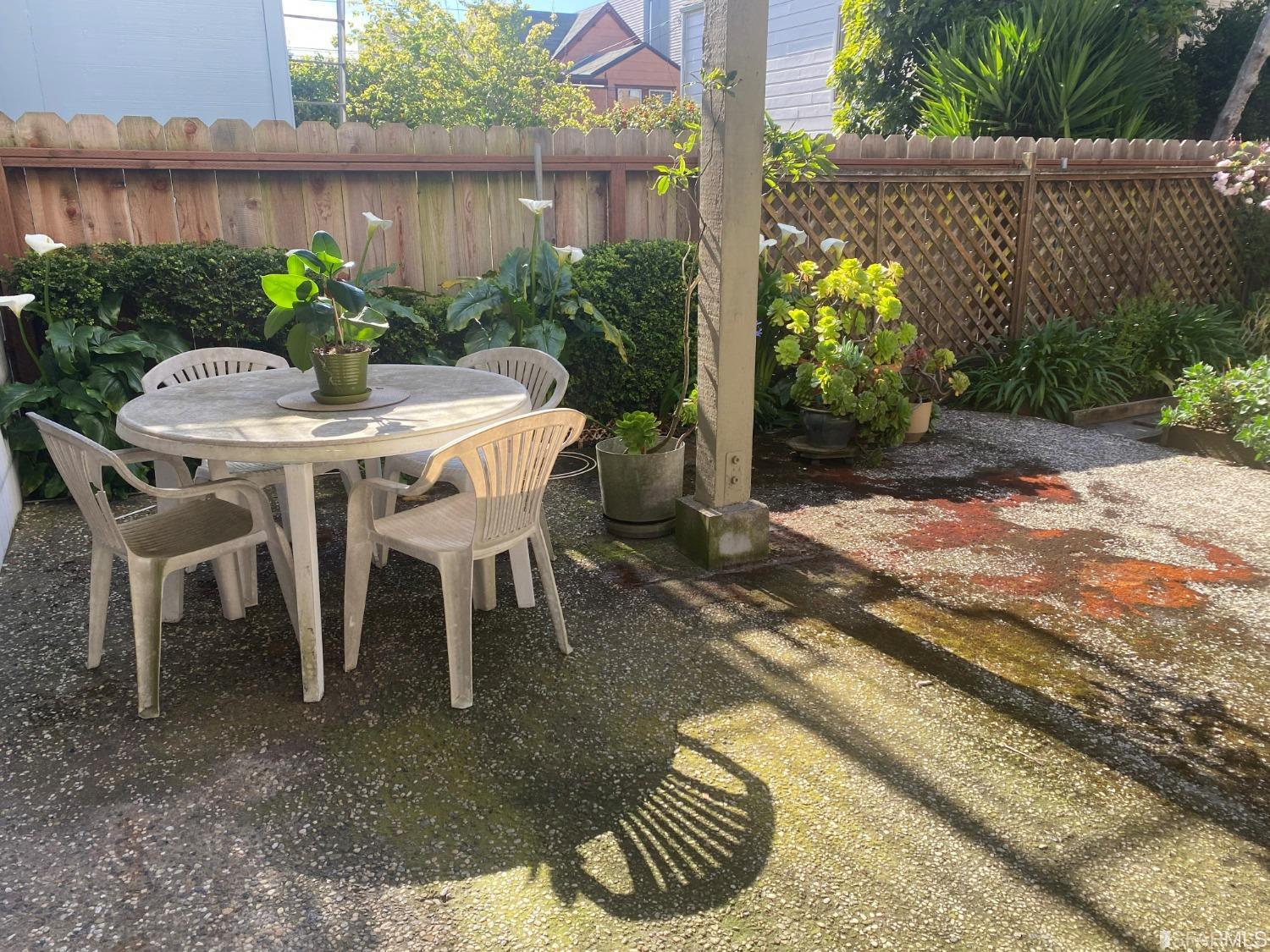 5518 California Street Unit: A