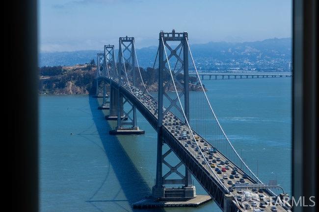 425 1st Street Unit: 2607