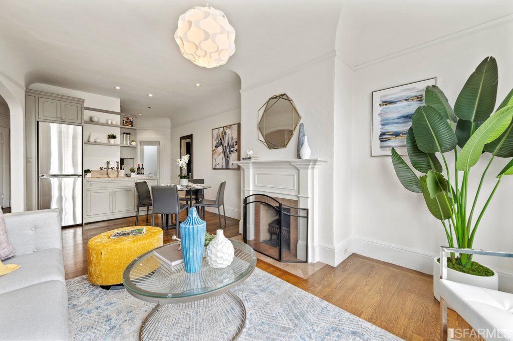 1155 Filbert Street Unit: 301