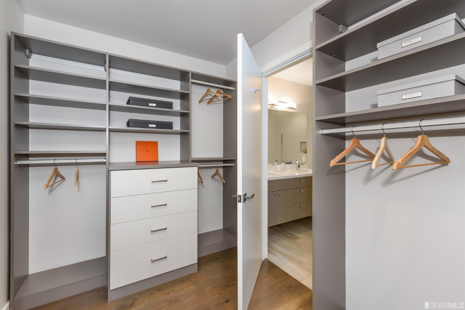 3032 Clement Street Unit: 302