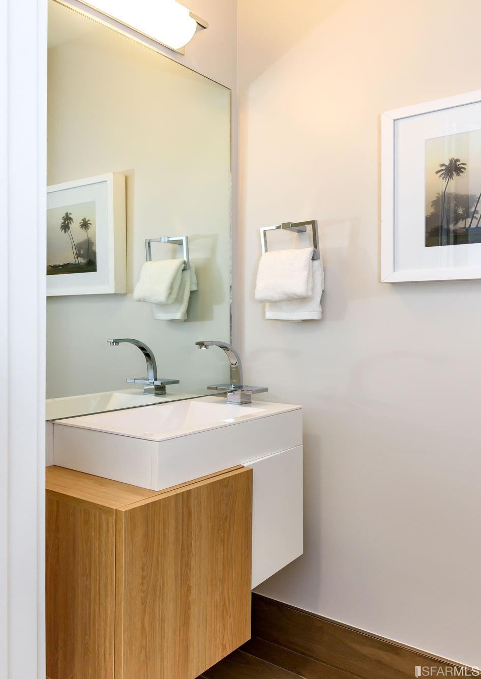 3032 Clement Street Unit: 302