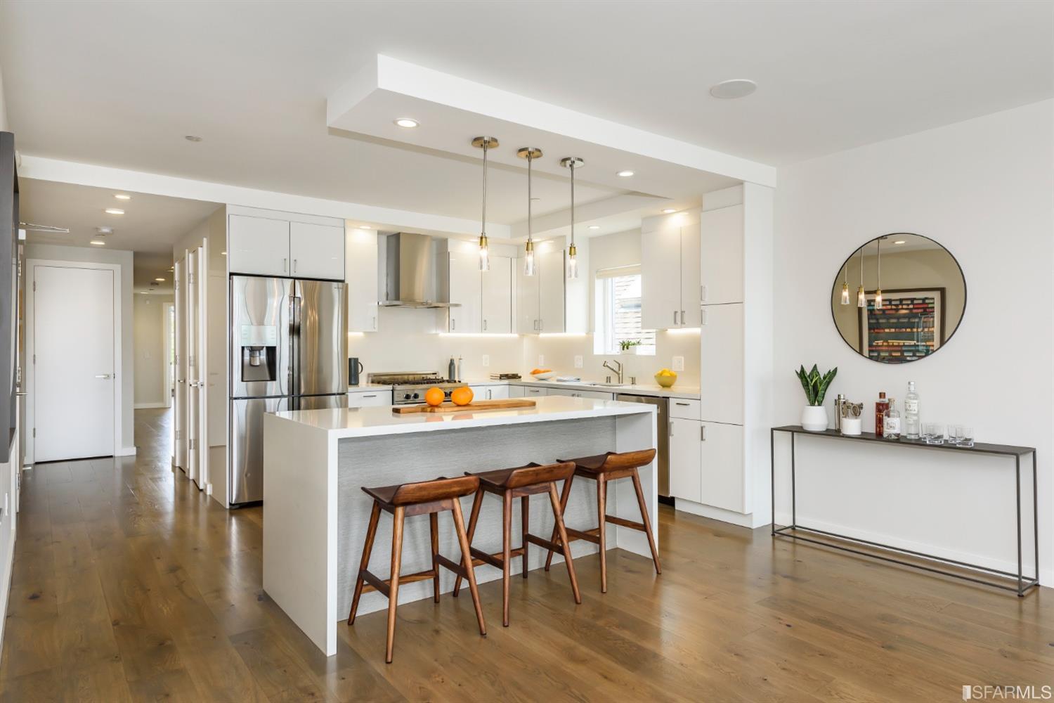 3032 Clement Street Unit: 302