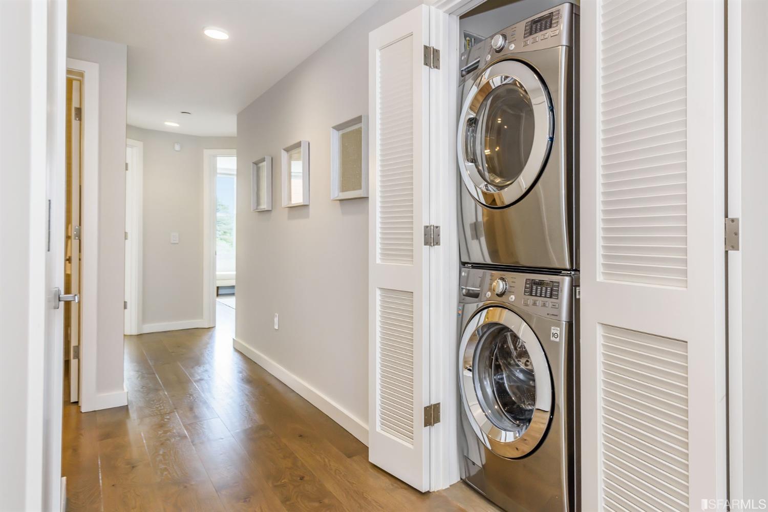 3032 Clement Street Unit: 302