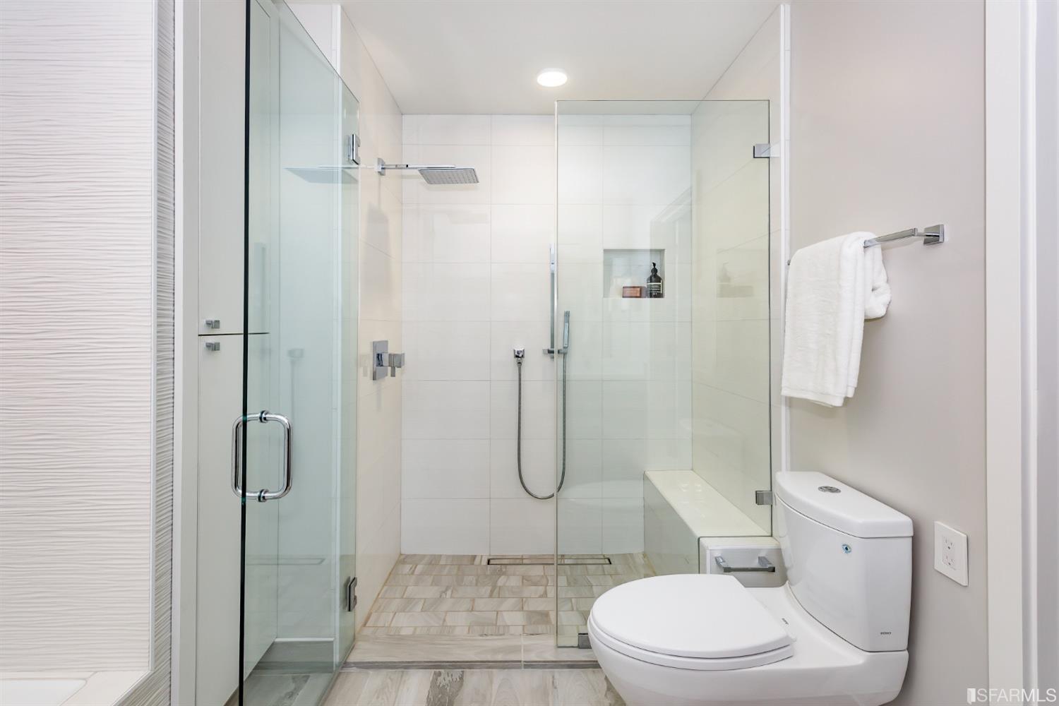 3032 Clement Street Unit: 302