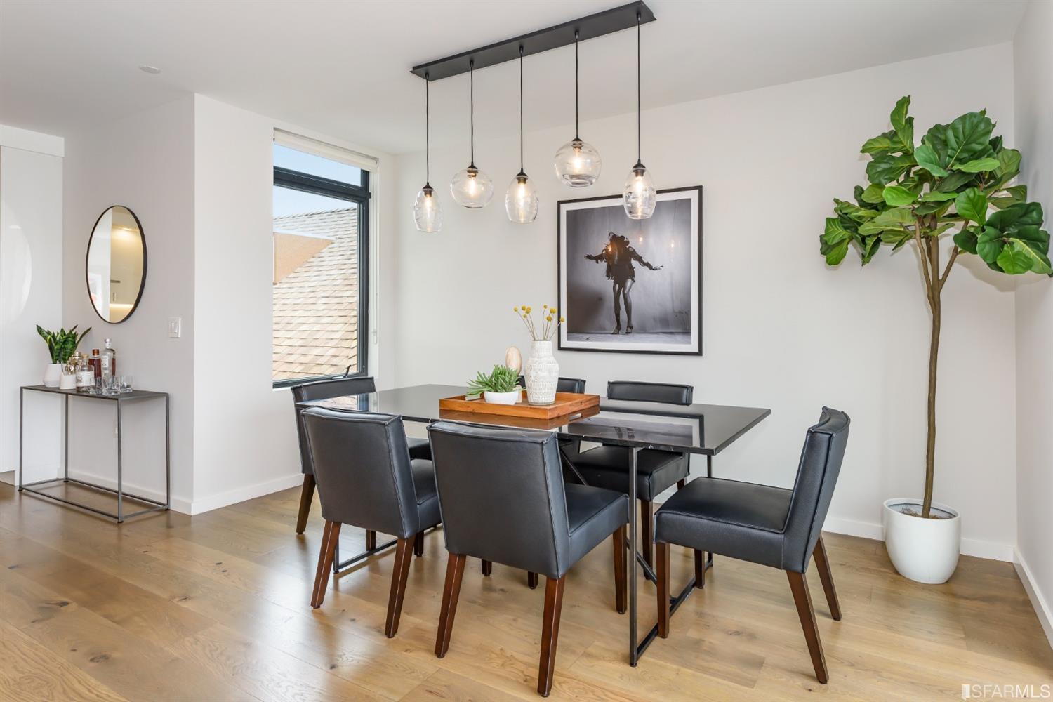 3032 Clement Street Unit: 302