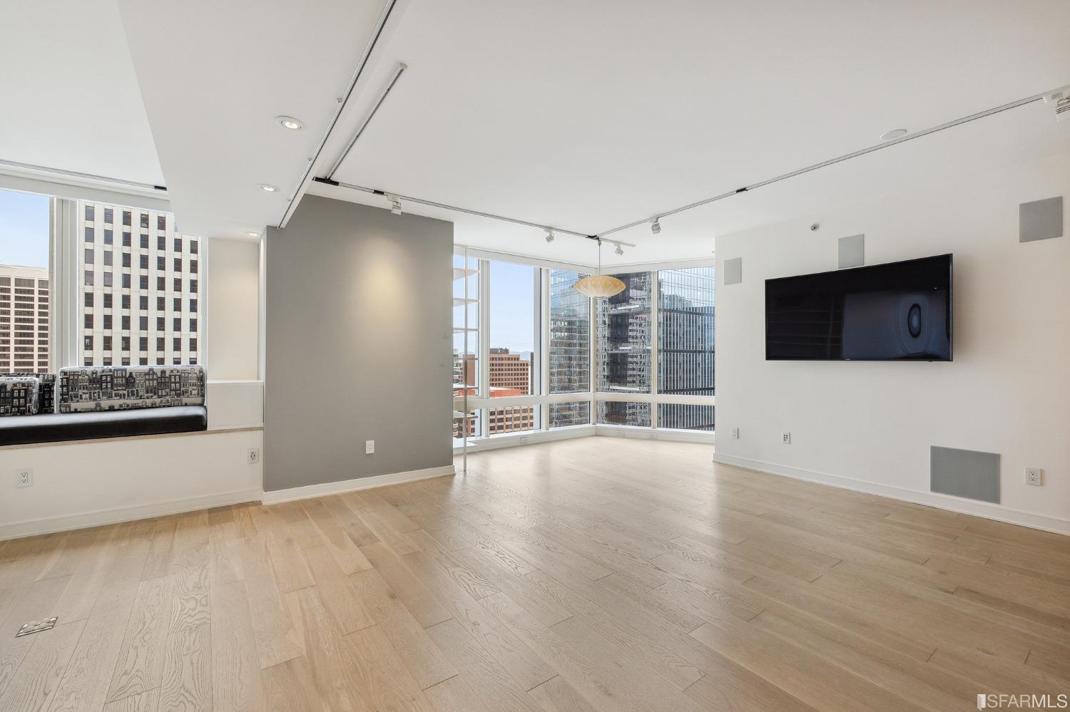 301 Mission Street Unit: 23E