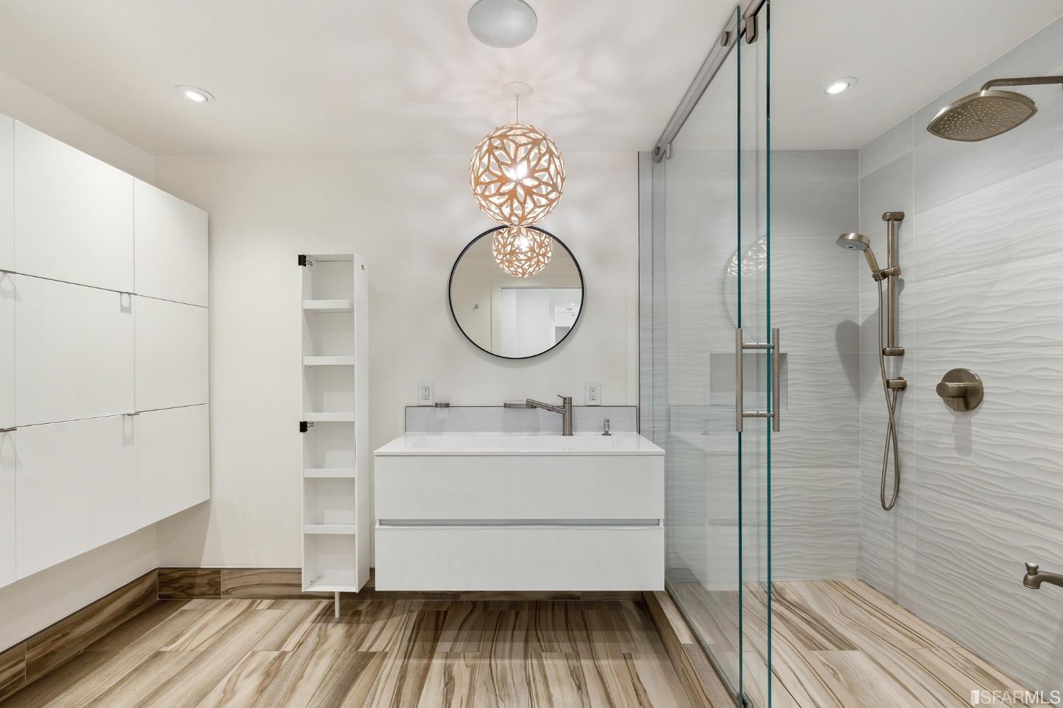 301 Mission Street Unit: 23E