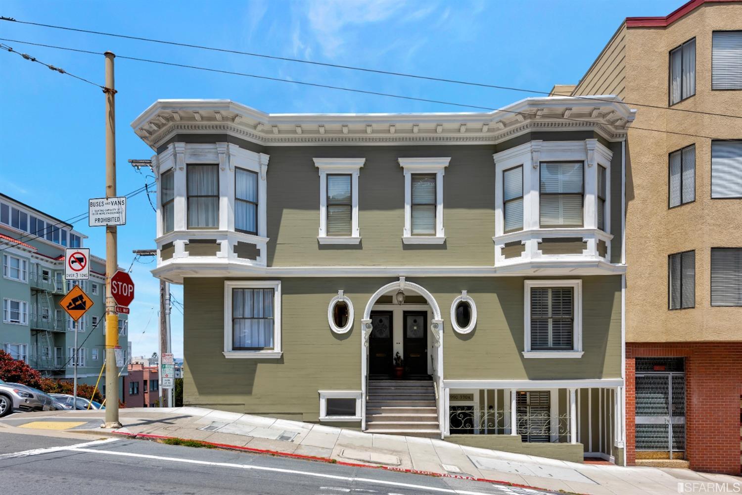 998 Union Street