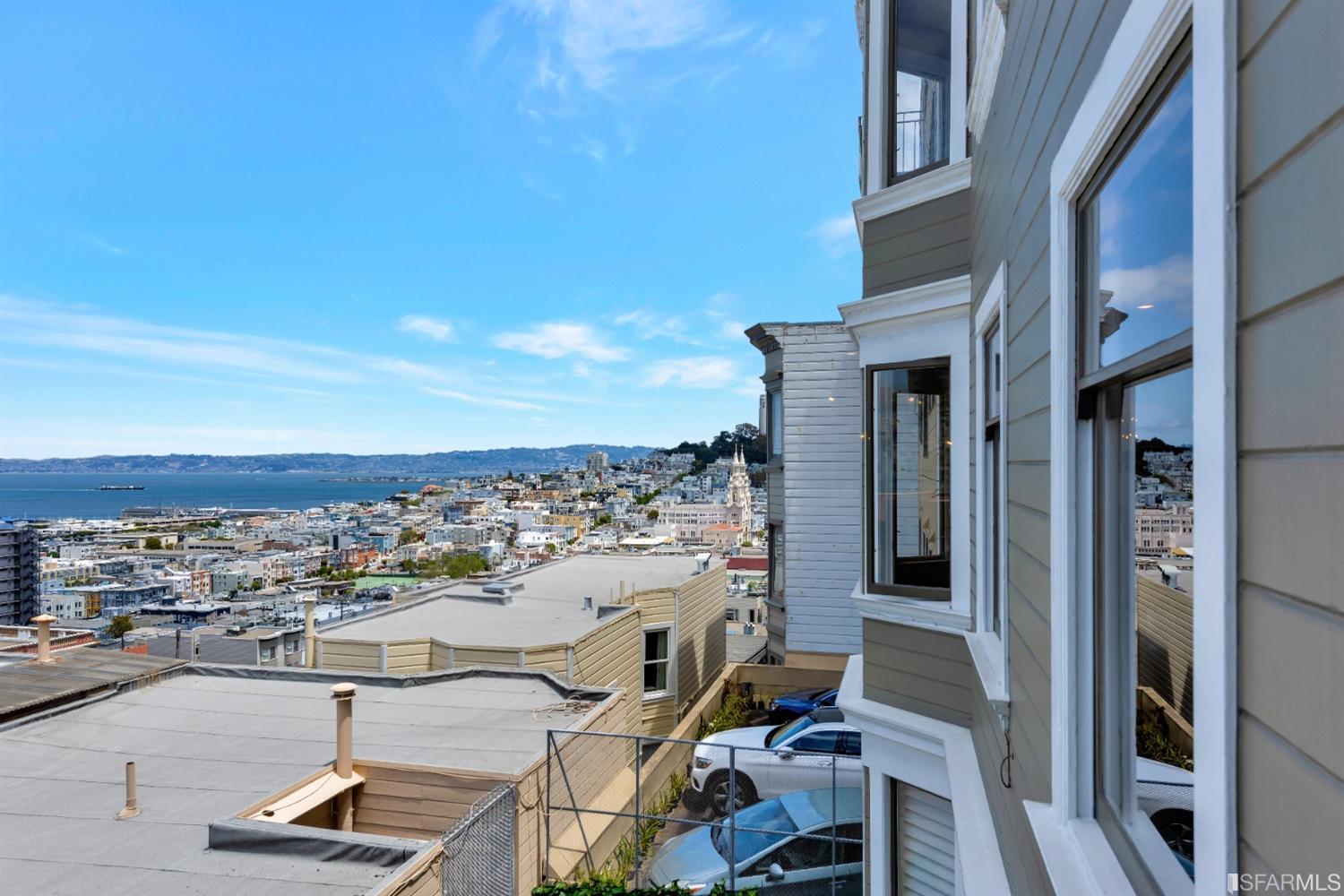 998 Union Street