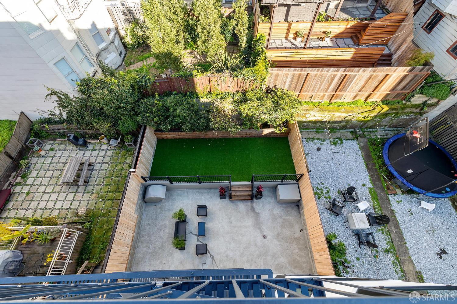 1624 Larkin Street Unit: 5