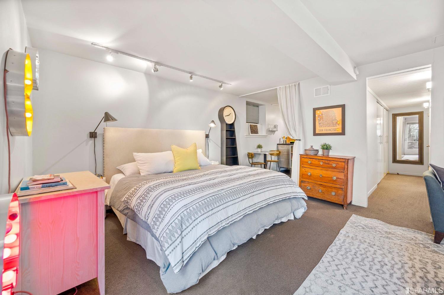 17 Buena Vista Avenue