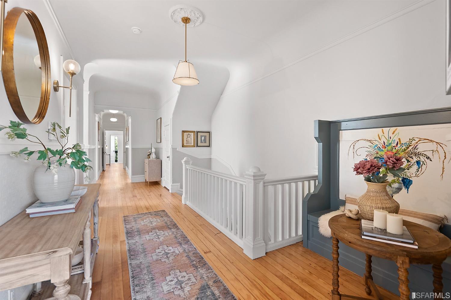 282 Waller Street