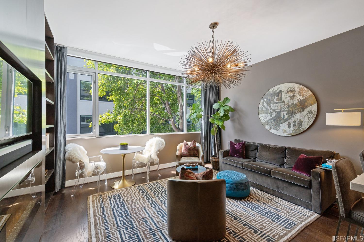 733 Front Street Unit: 206