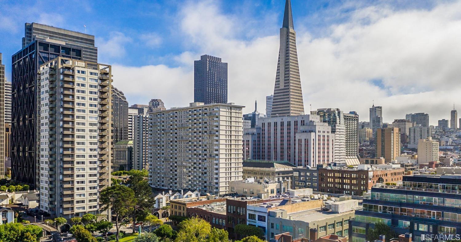 733 Front Street Unit: 206