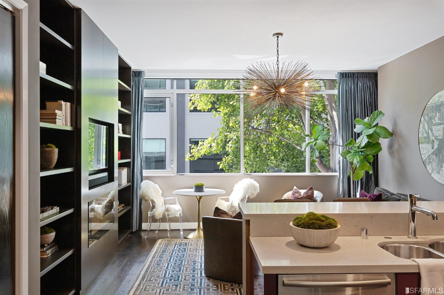 733 Front Street Unit: 206