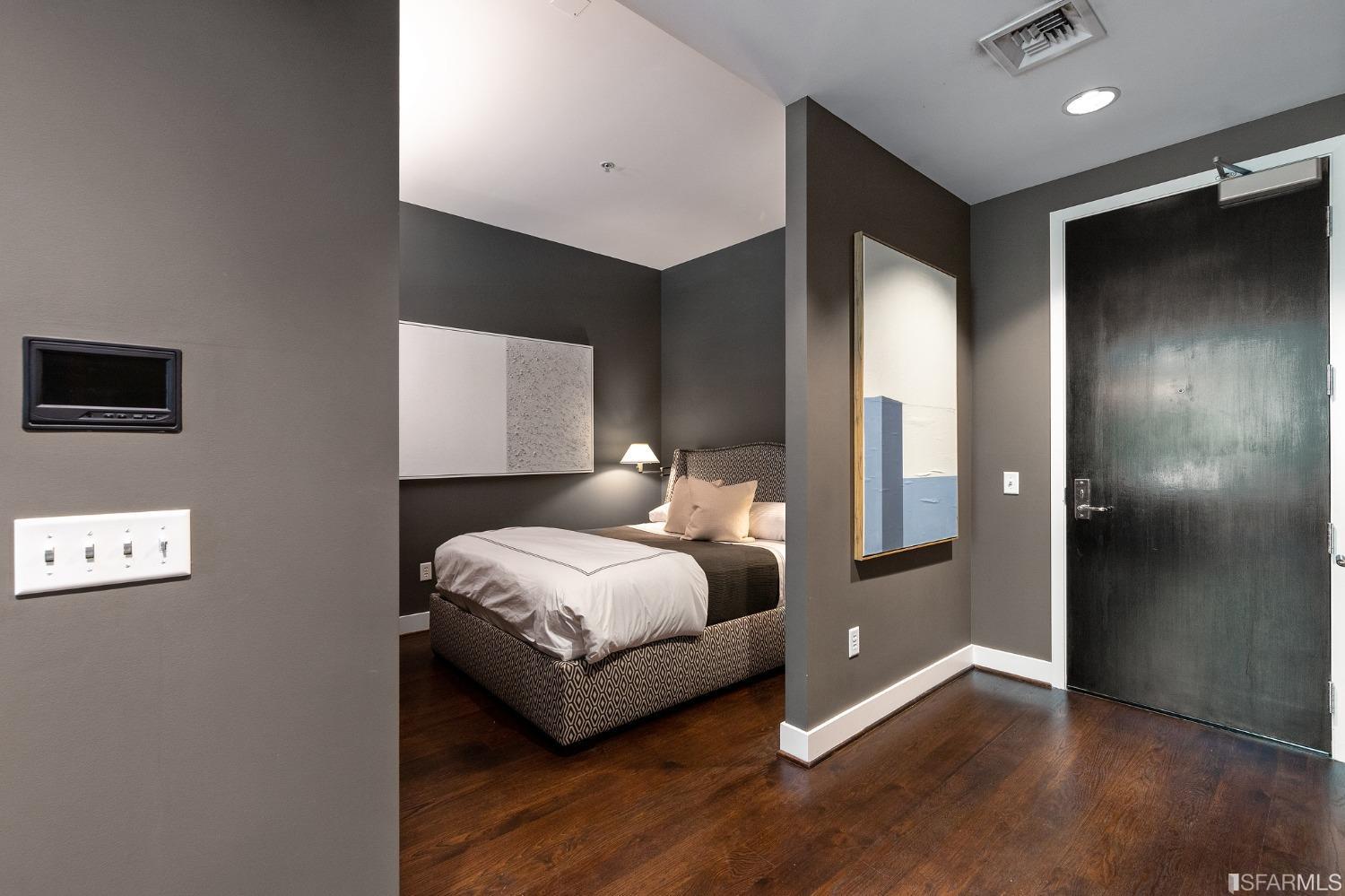 733 Front Street Unit: 206