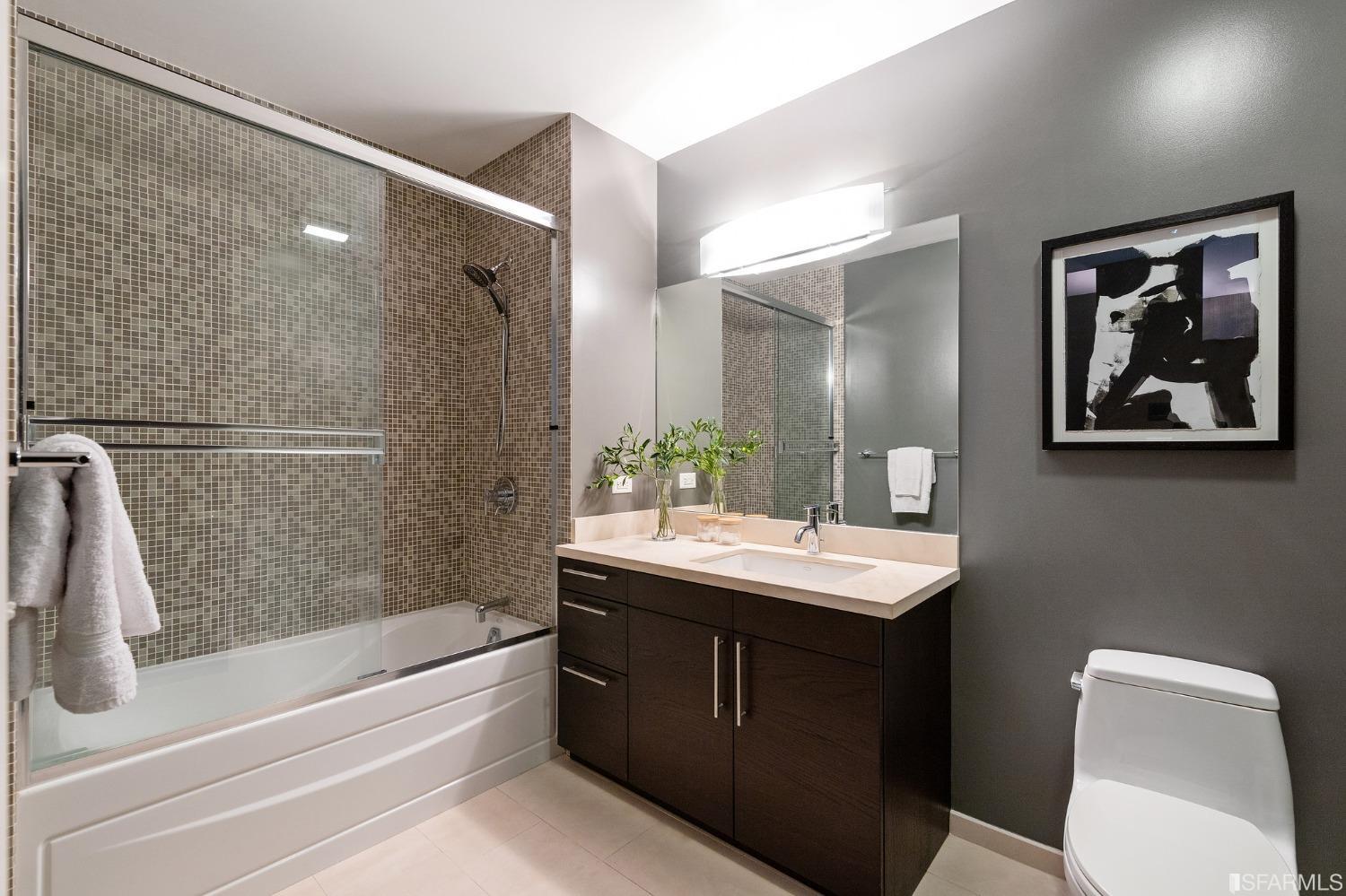 733 Front Street Unit: 206