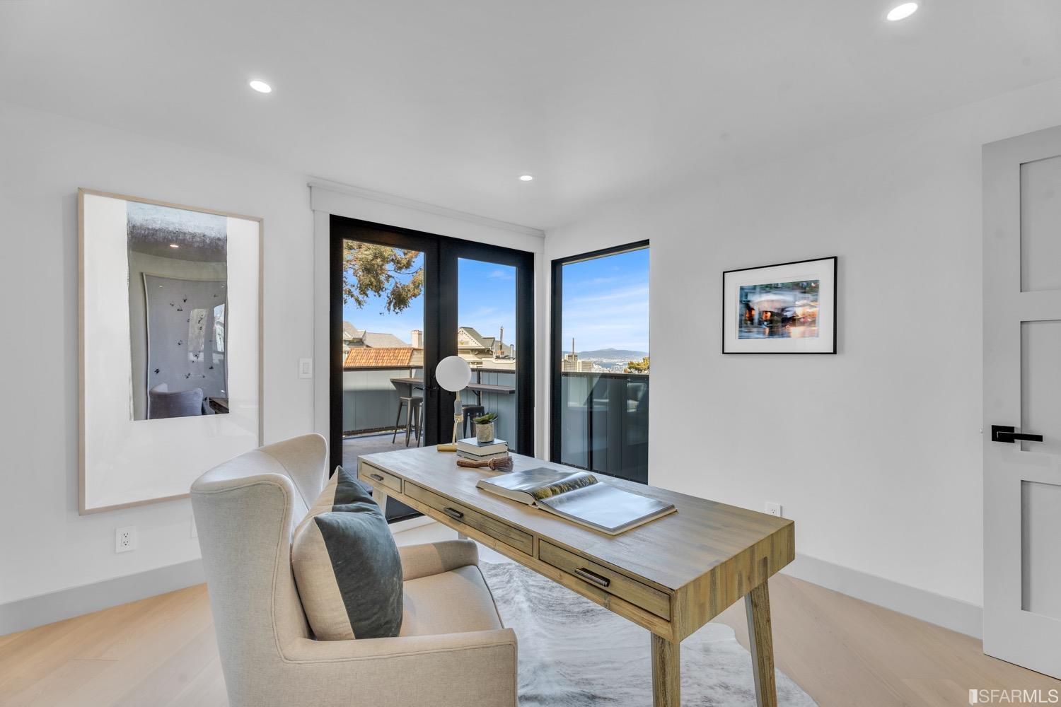 1 Twin Peaks Boulevard