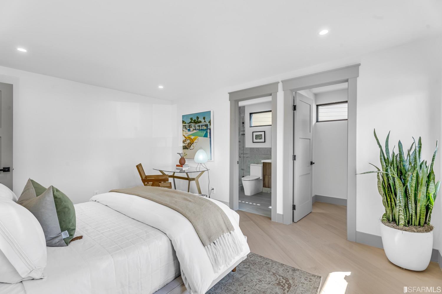 1 Twin Peaks Boulevard