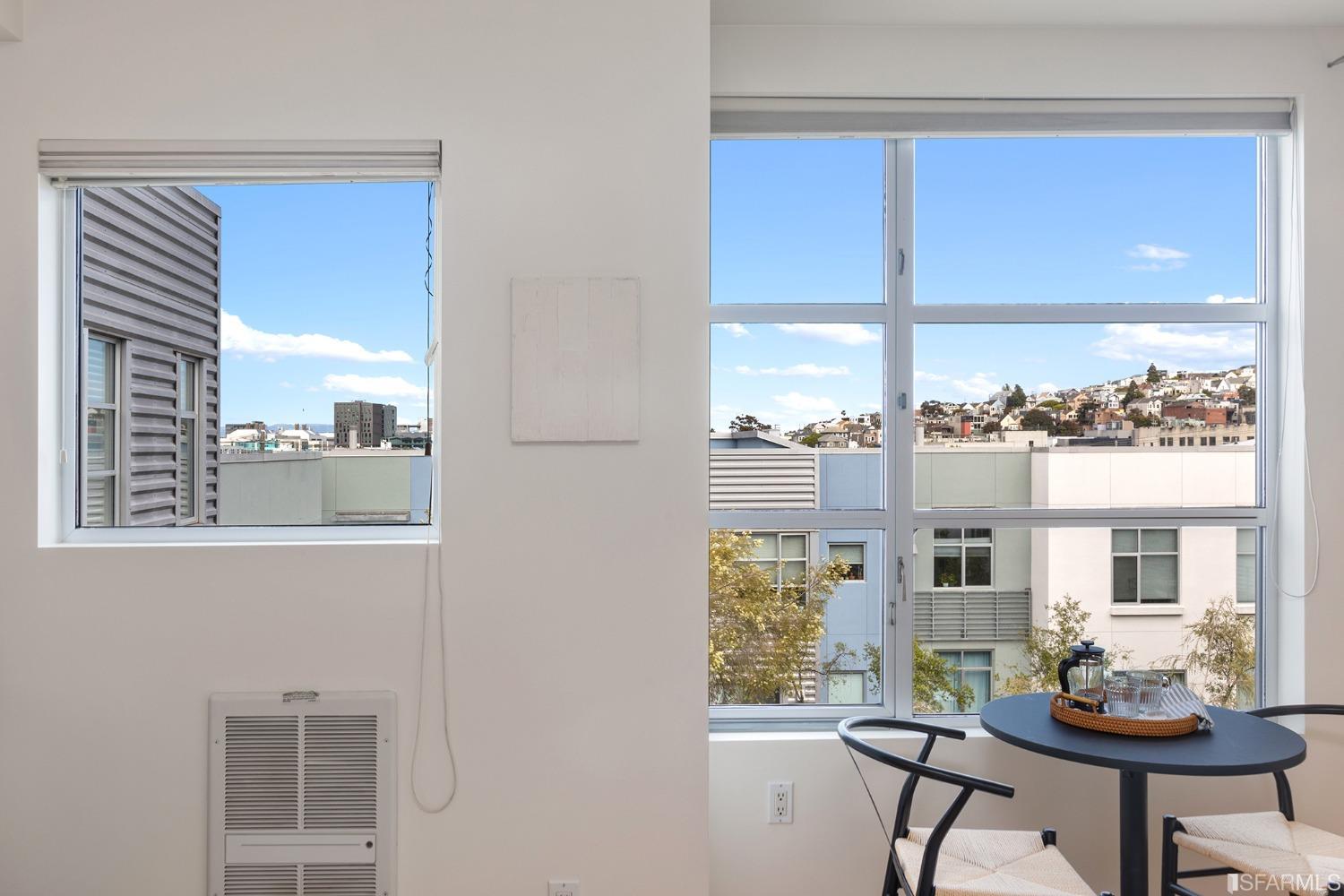 451 Kansas Street Unit: 563