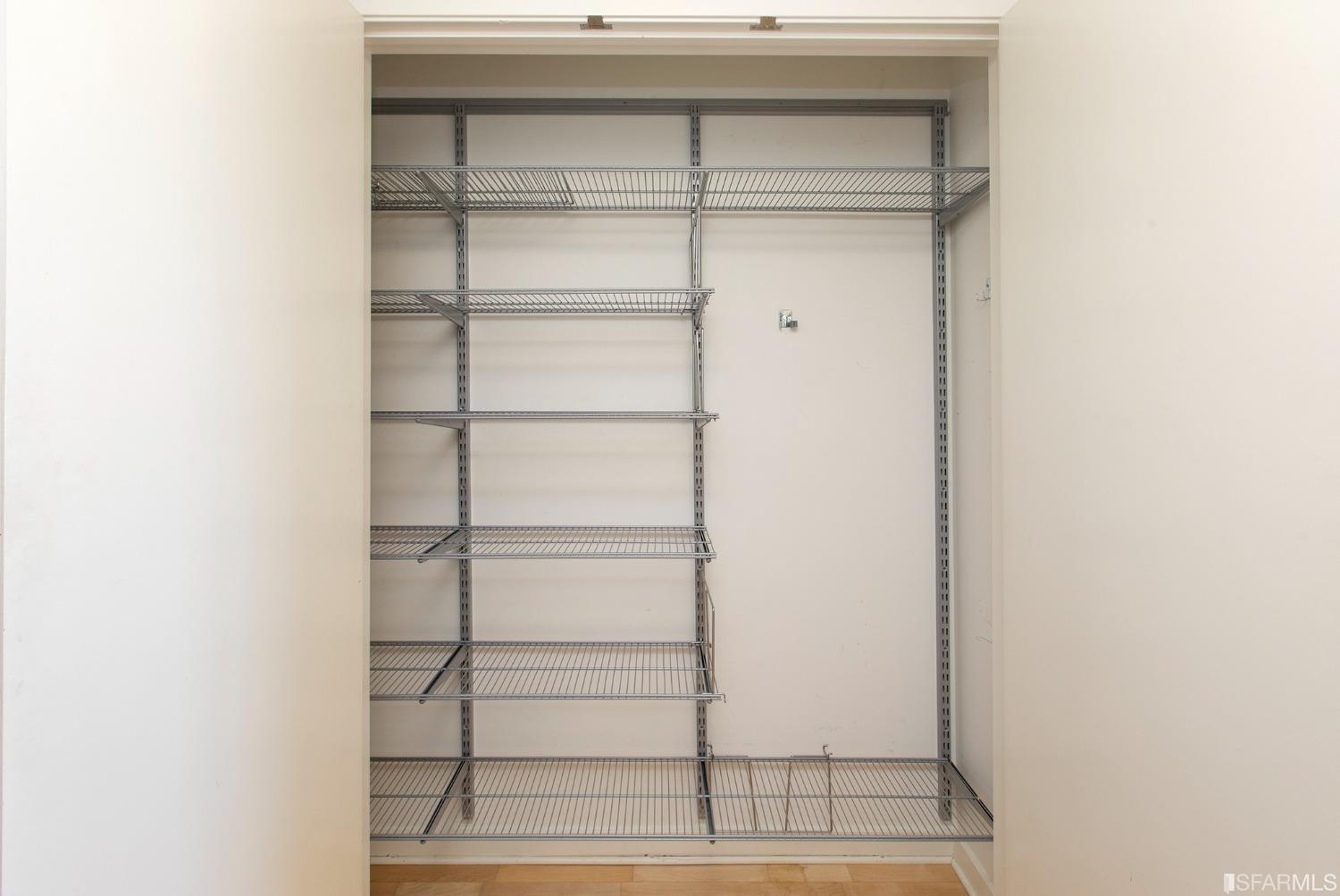 451 Kansas Street Unit: 563