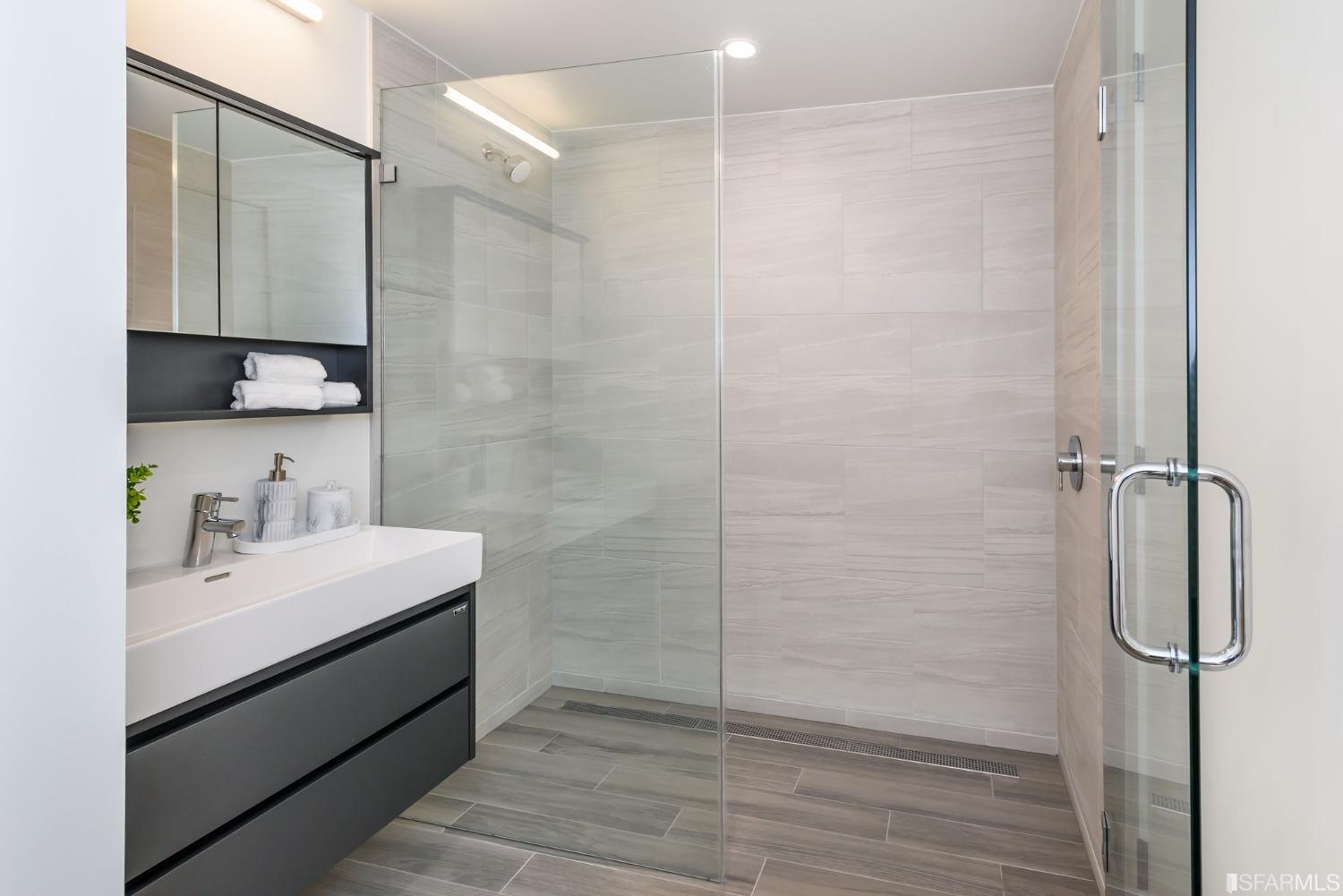 100 Duboce Avenue # 407