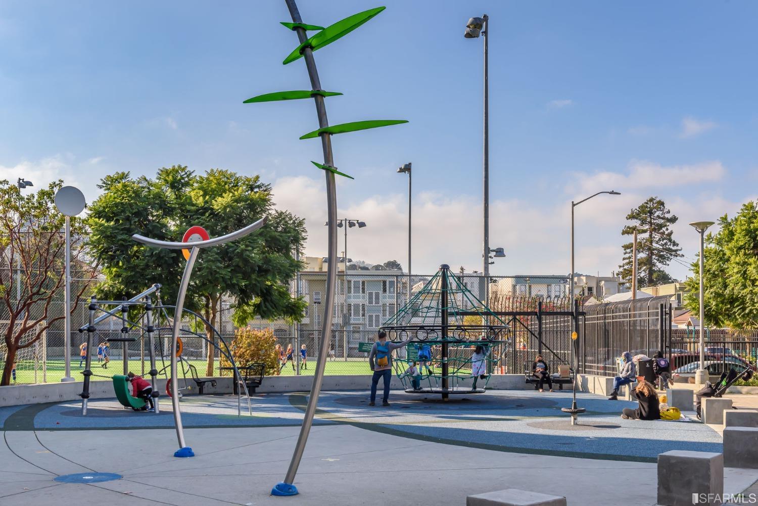 100 Duboce Avenue # 407