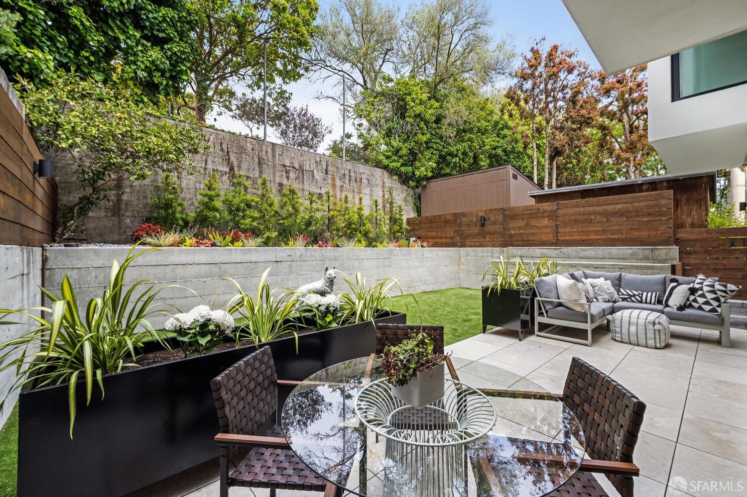 3456 Sacramento Street Unit: 2