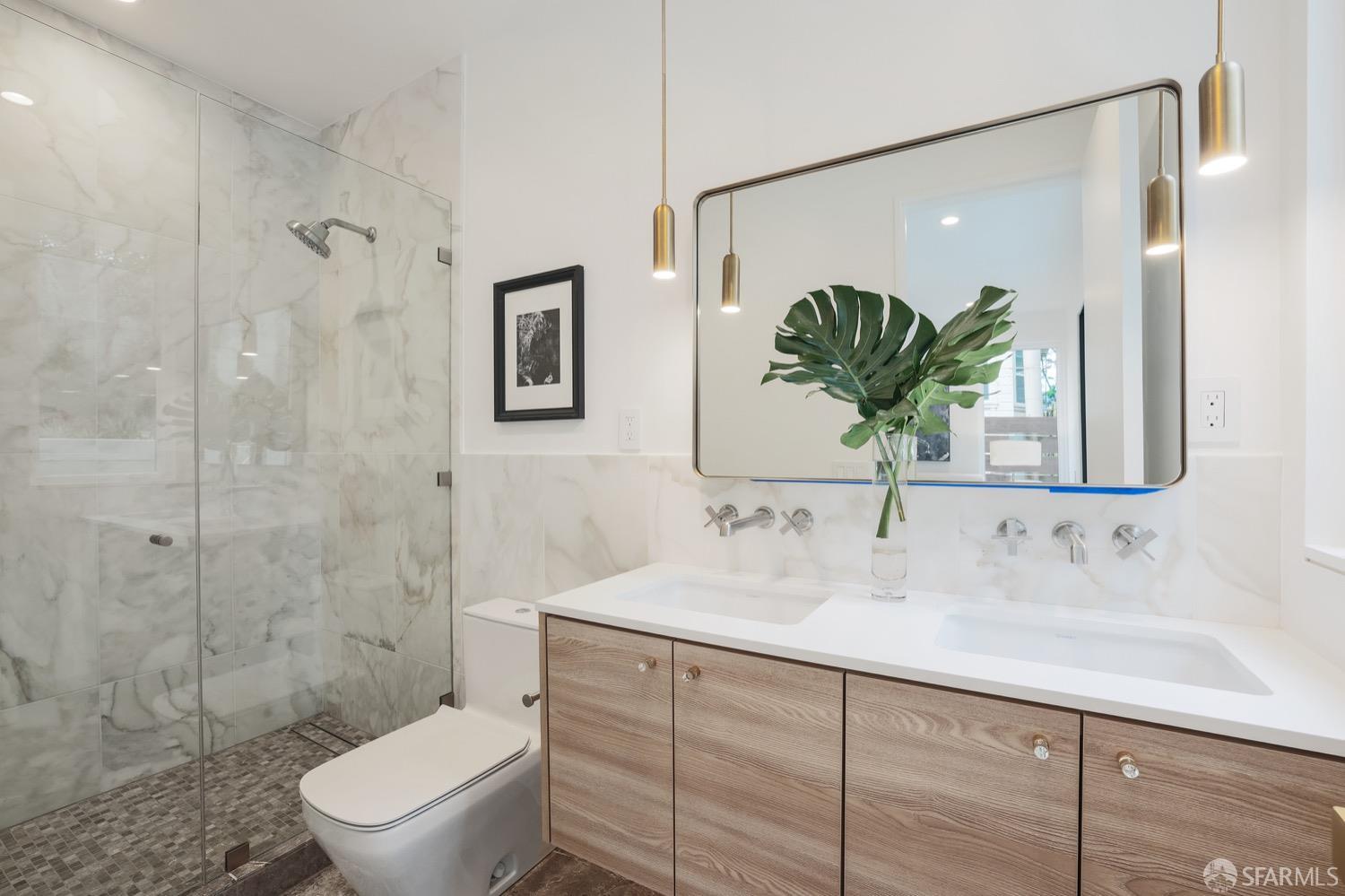 3456 Sacramento Street Unit: 2