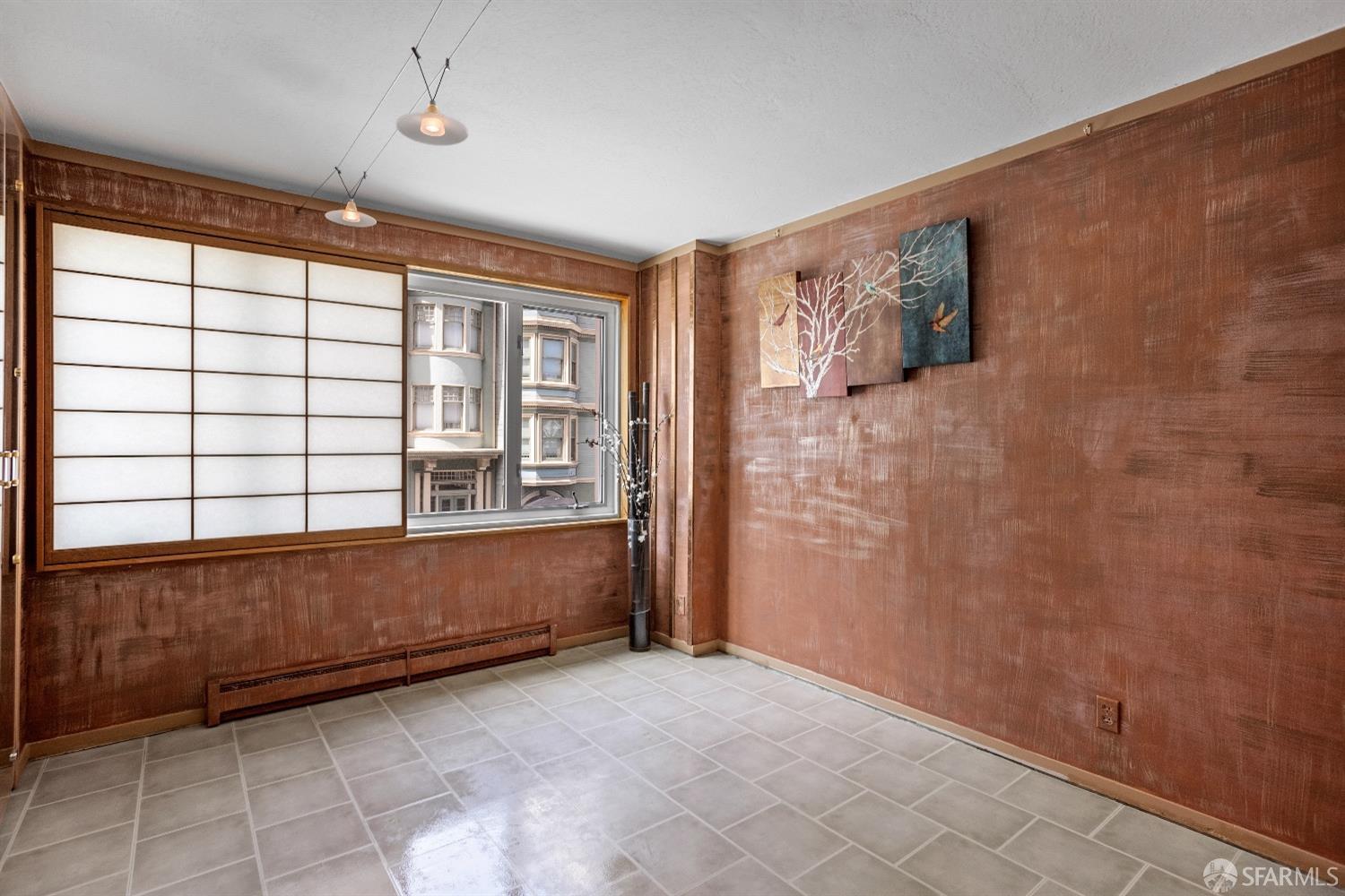 1001 Pine Street Unit: 209