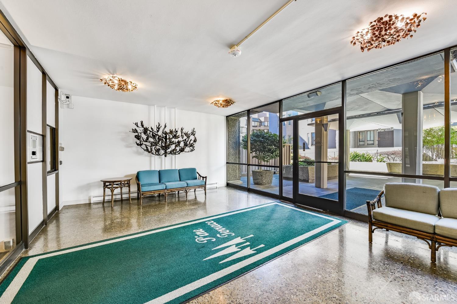 1001 Pine Street Unit: 209