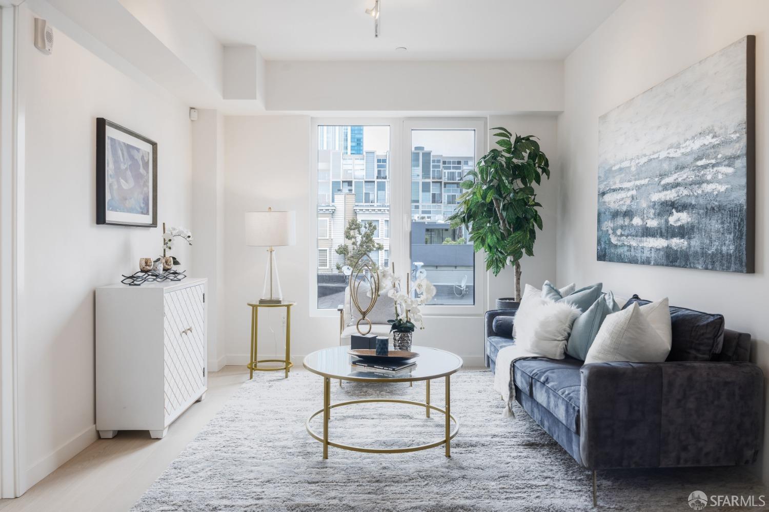 870 Harrison Street Unit: 301
