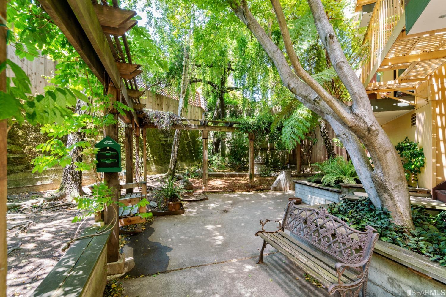 350 Church Street Unit: F