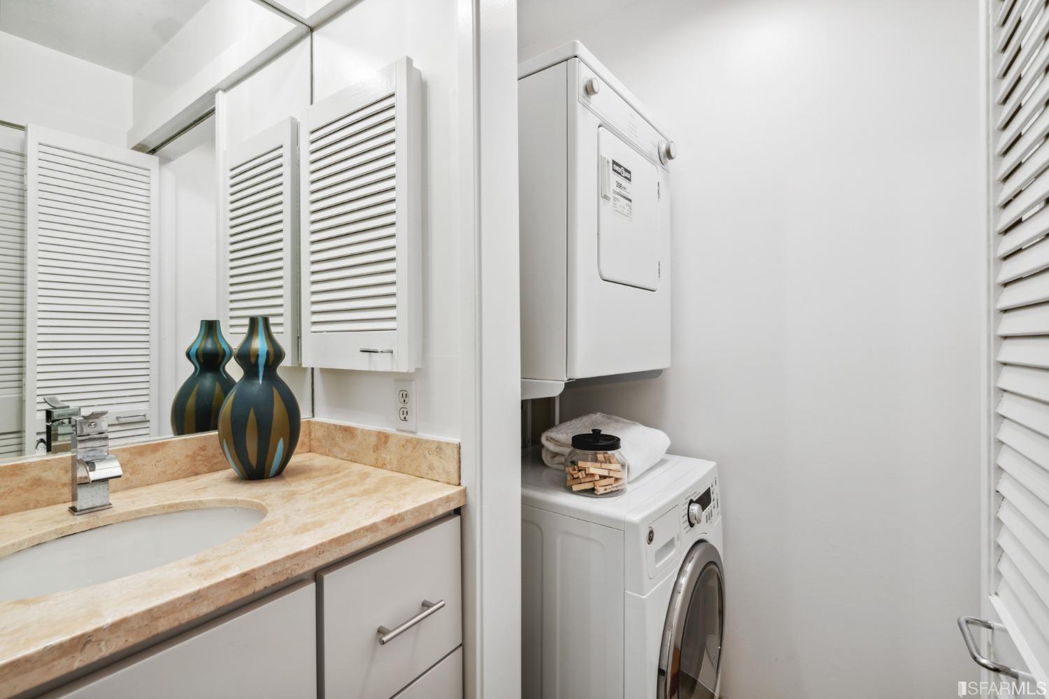 350 Church Street Unit: F