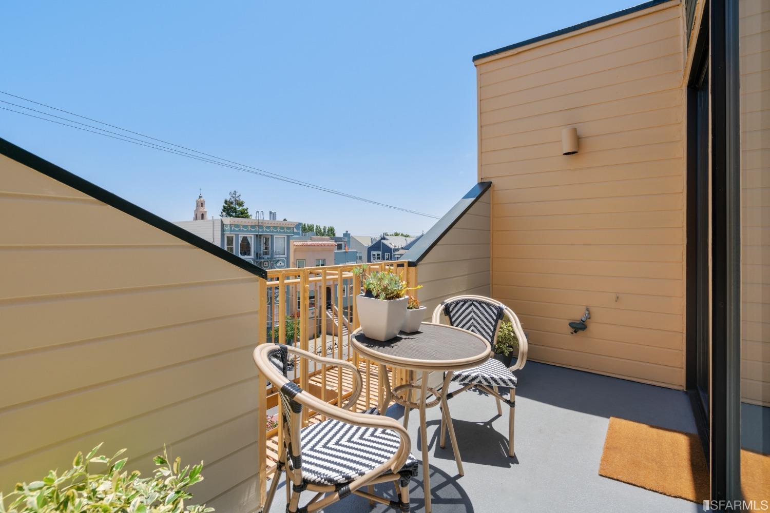 350 Church Street Unit: F