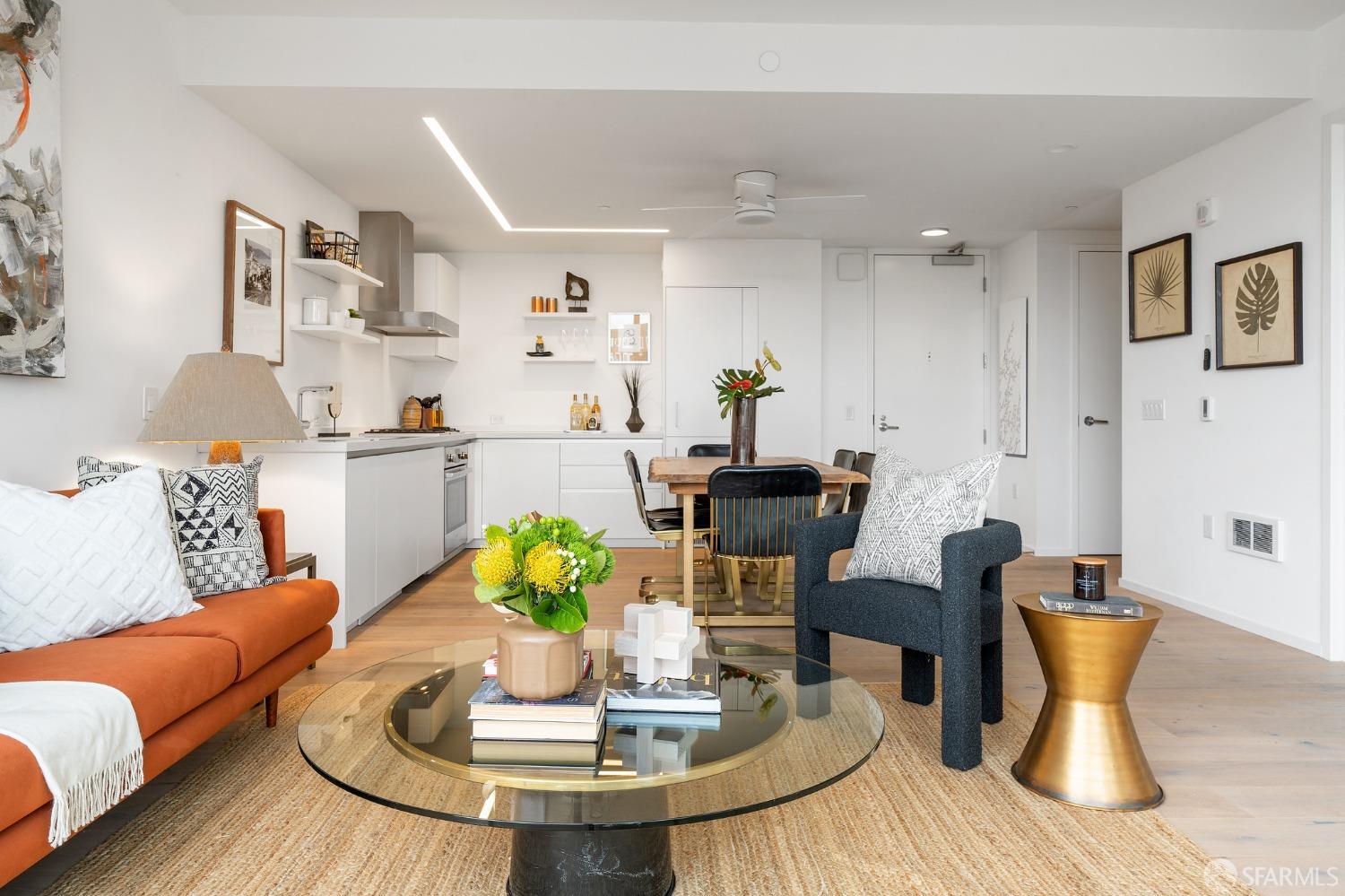 450 Hayes Street Unit: 3L