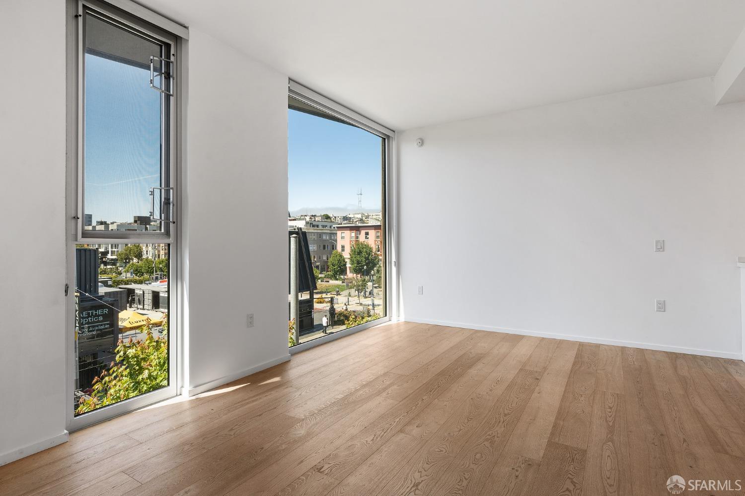 450 Hayes Street Unit: 3L