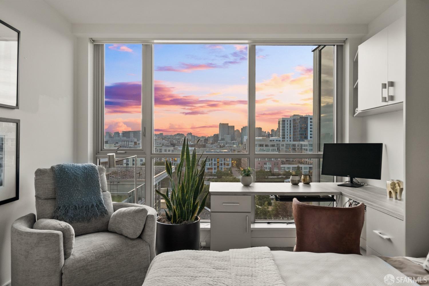 718 Long Bridge Street Unit: 804