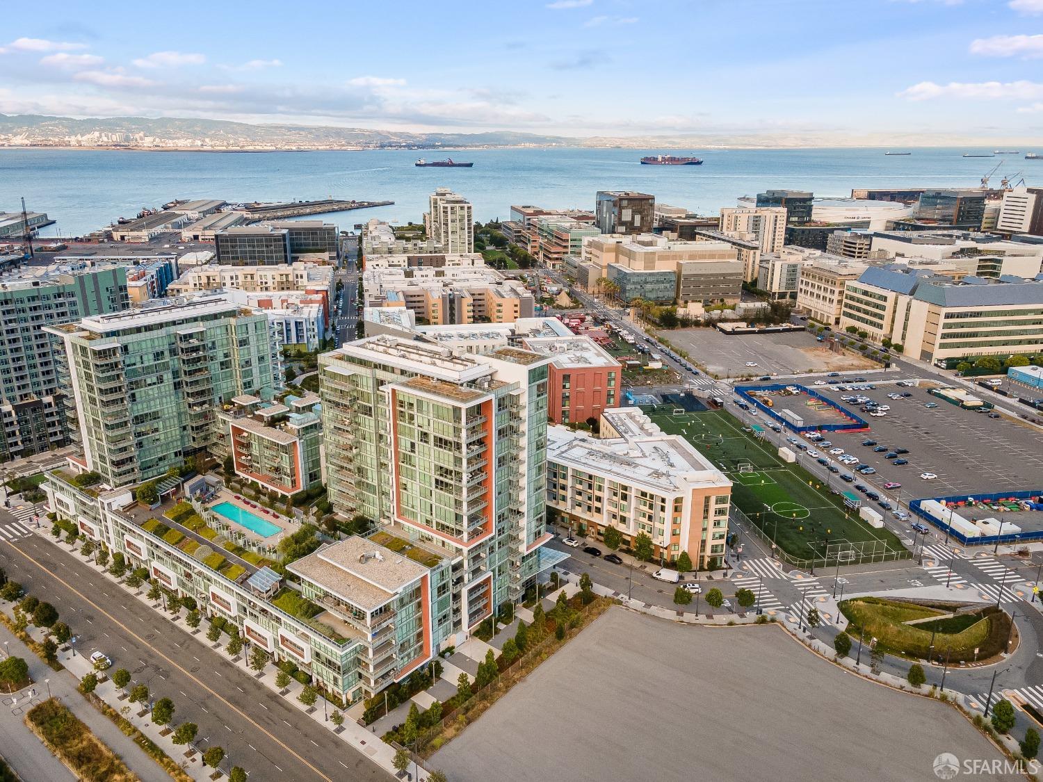 718 Long Bridge Street Unit: 804