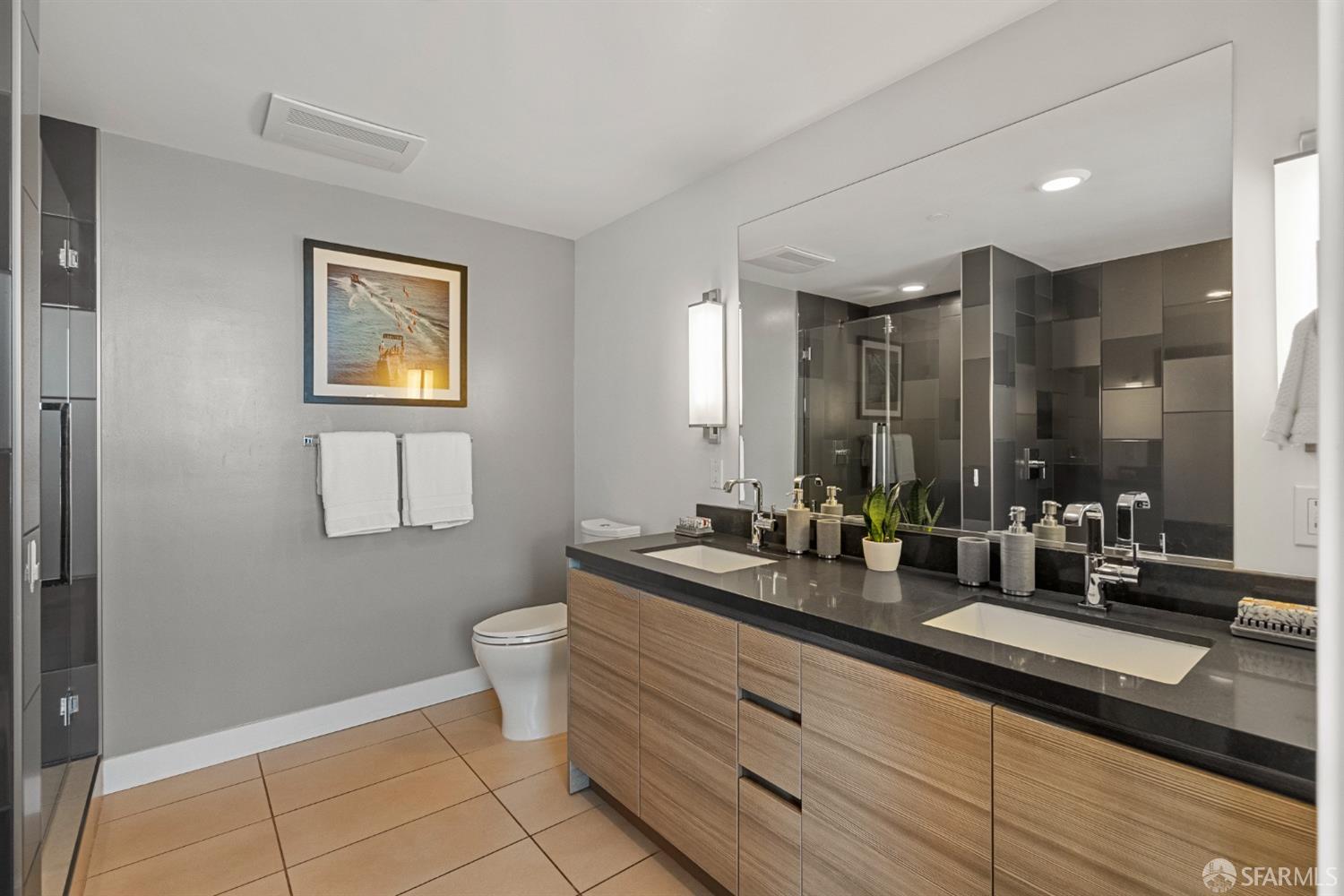 718 Long Bridge Street Unit: 804