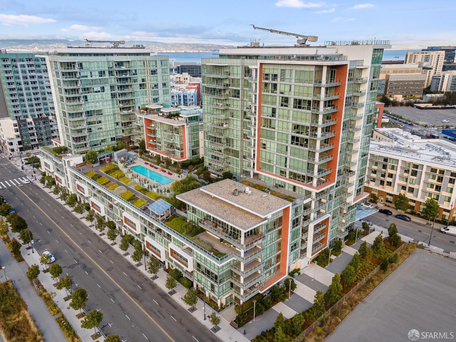 718 Long Bridge Street Unit: 804