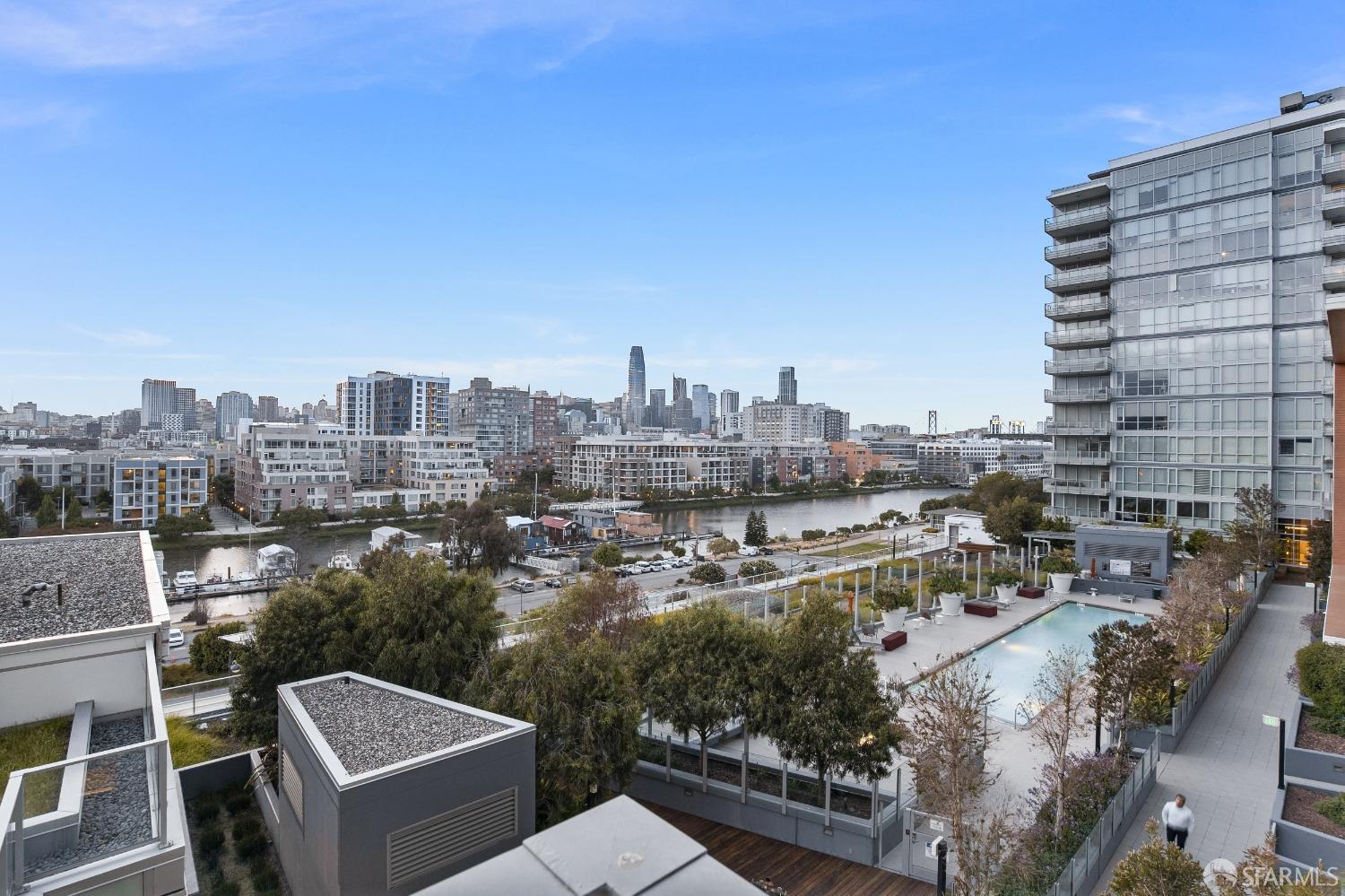 718 Long Bridge Street Unit: 804