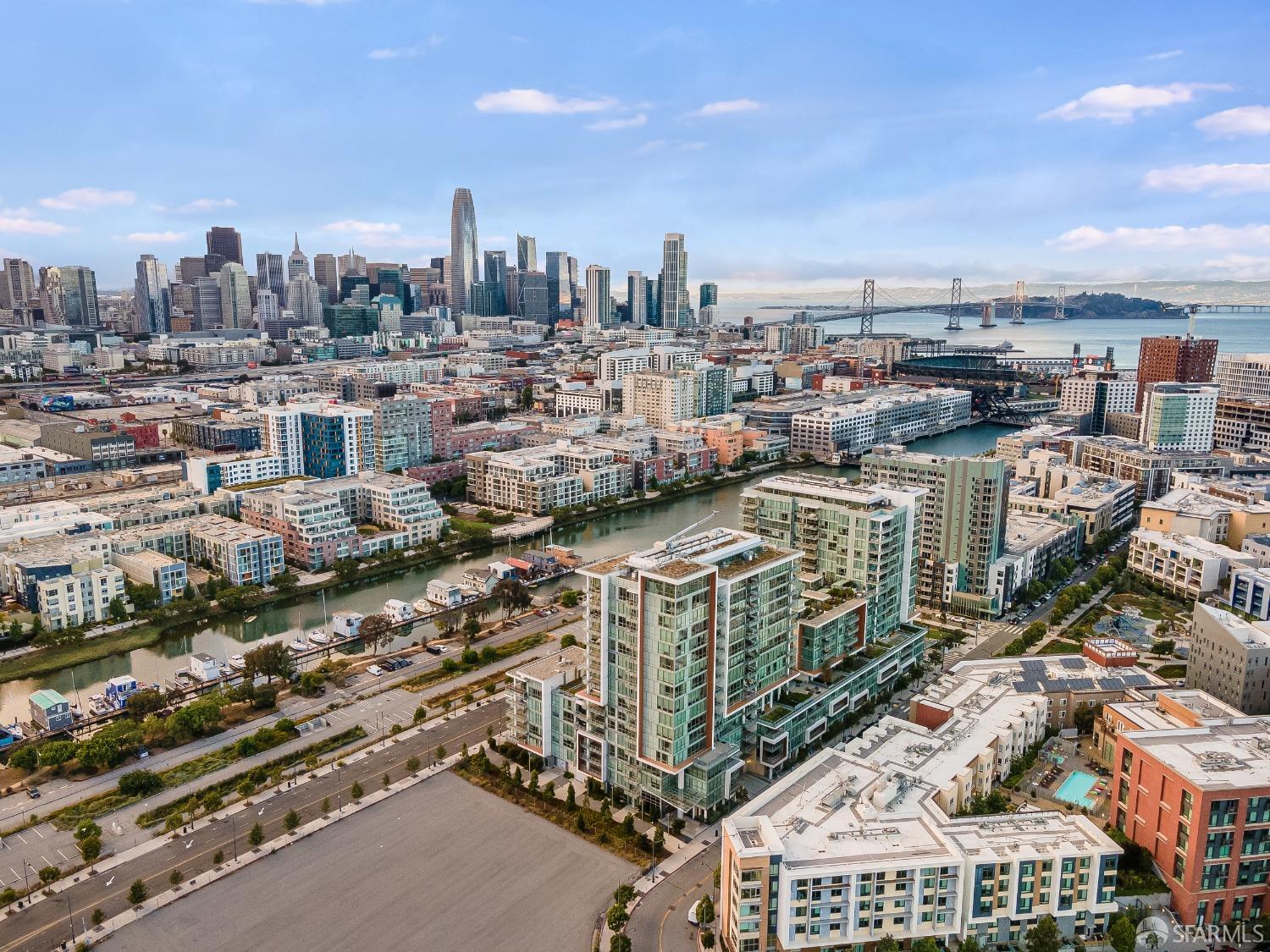 718 Long Bridge Street Unit: 804