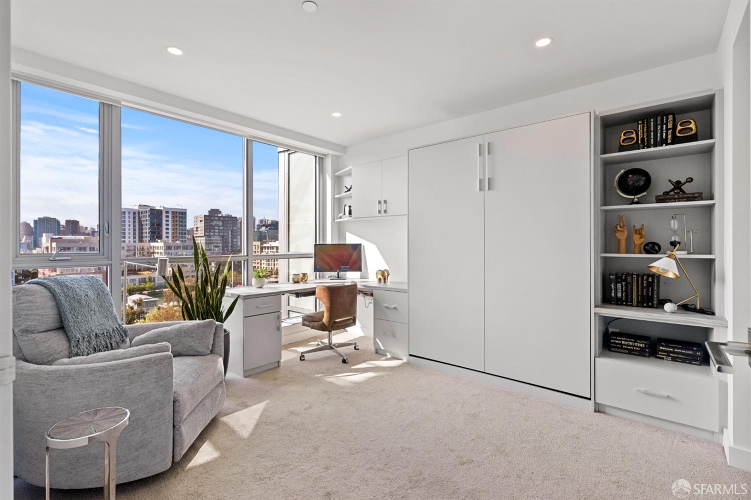 718 Long Bridge Street Unit: 804