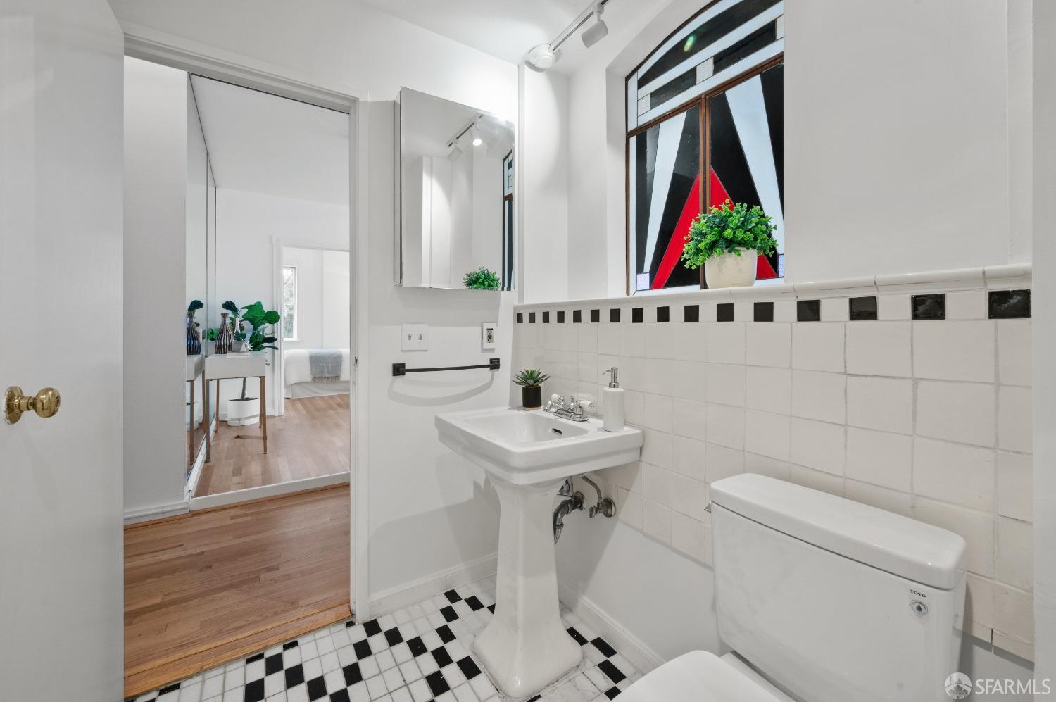 351 Buena Vista Avenue Unit: E304