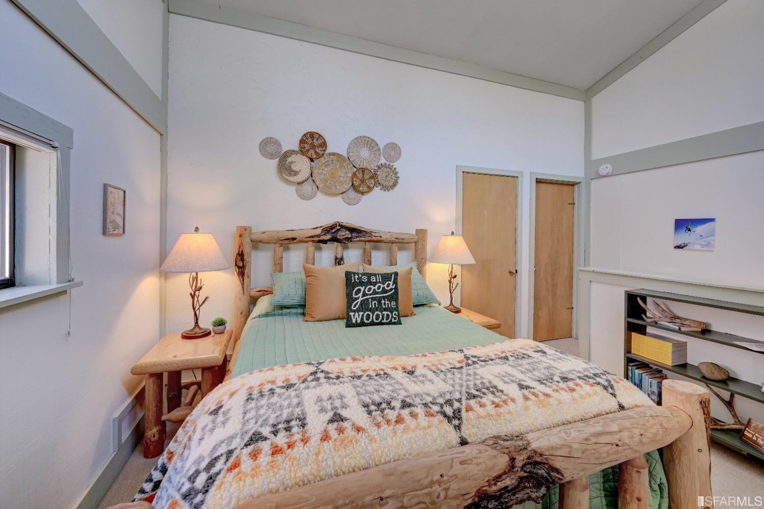 200 Creekside Drive Unit: 81