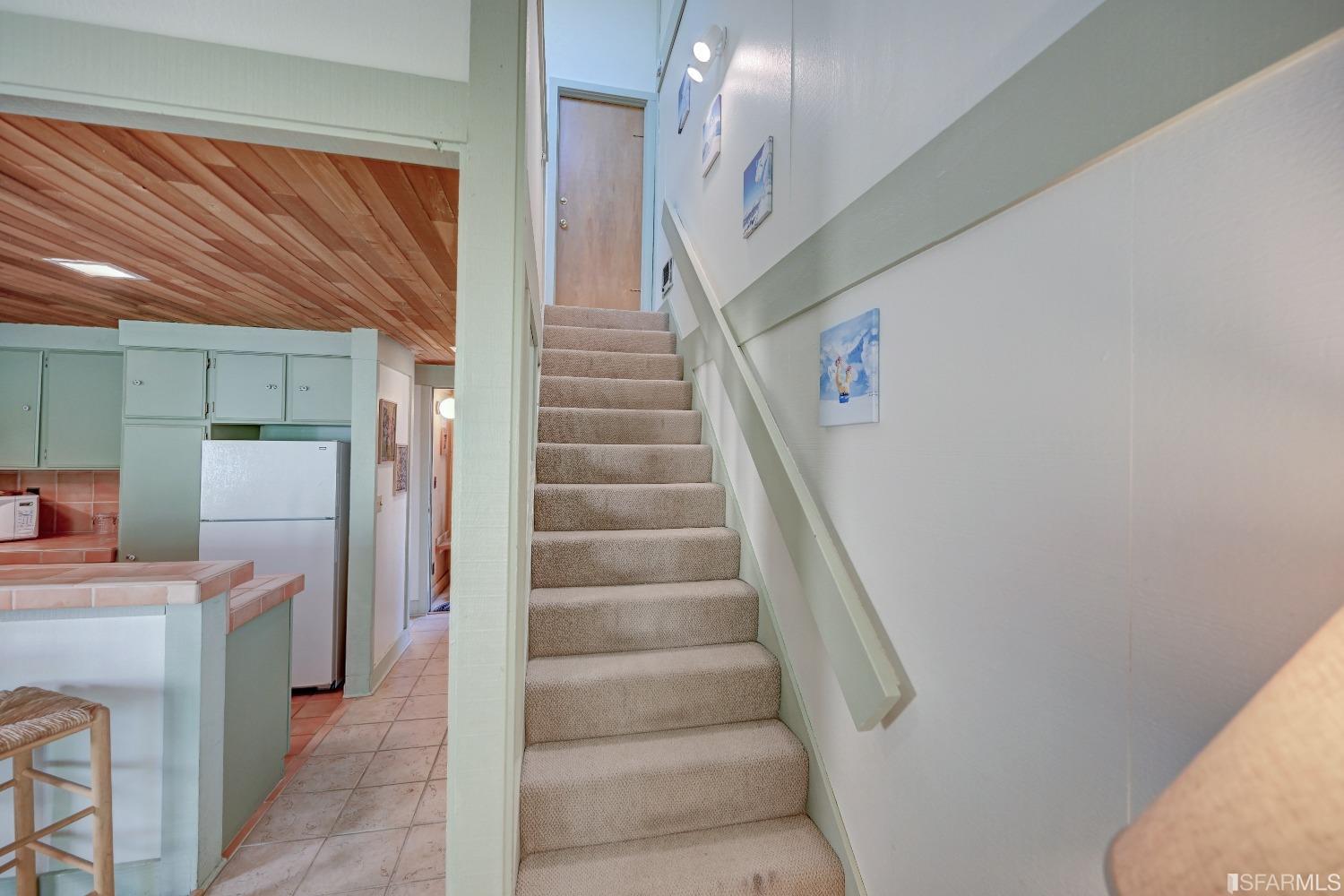 200 Creekside Drive Unit: 81