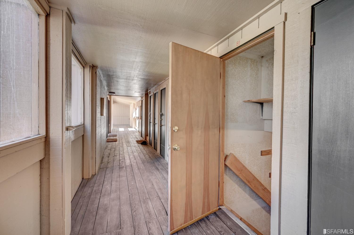 200 Creekside Drive Unit: 81